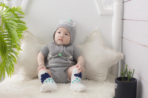 南平宝宝揉眼睛是怎么回事